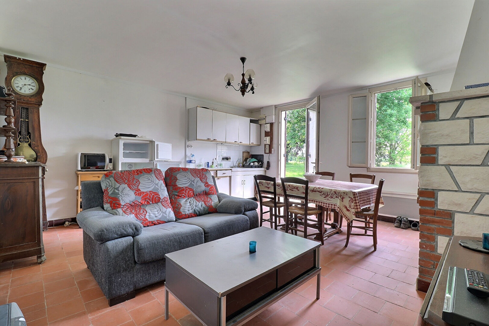 Agence immobilière de L'INTERMEDIAIRE Paris