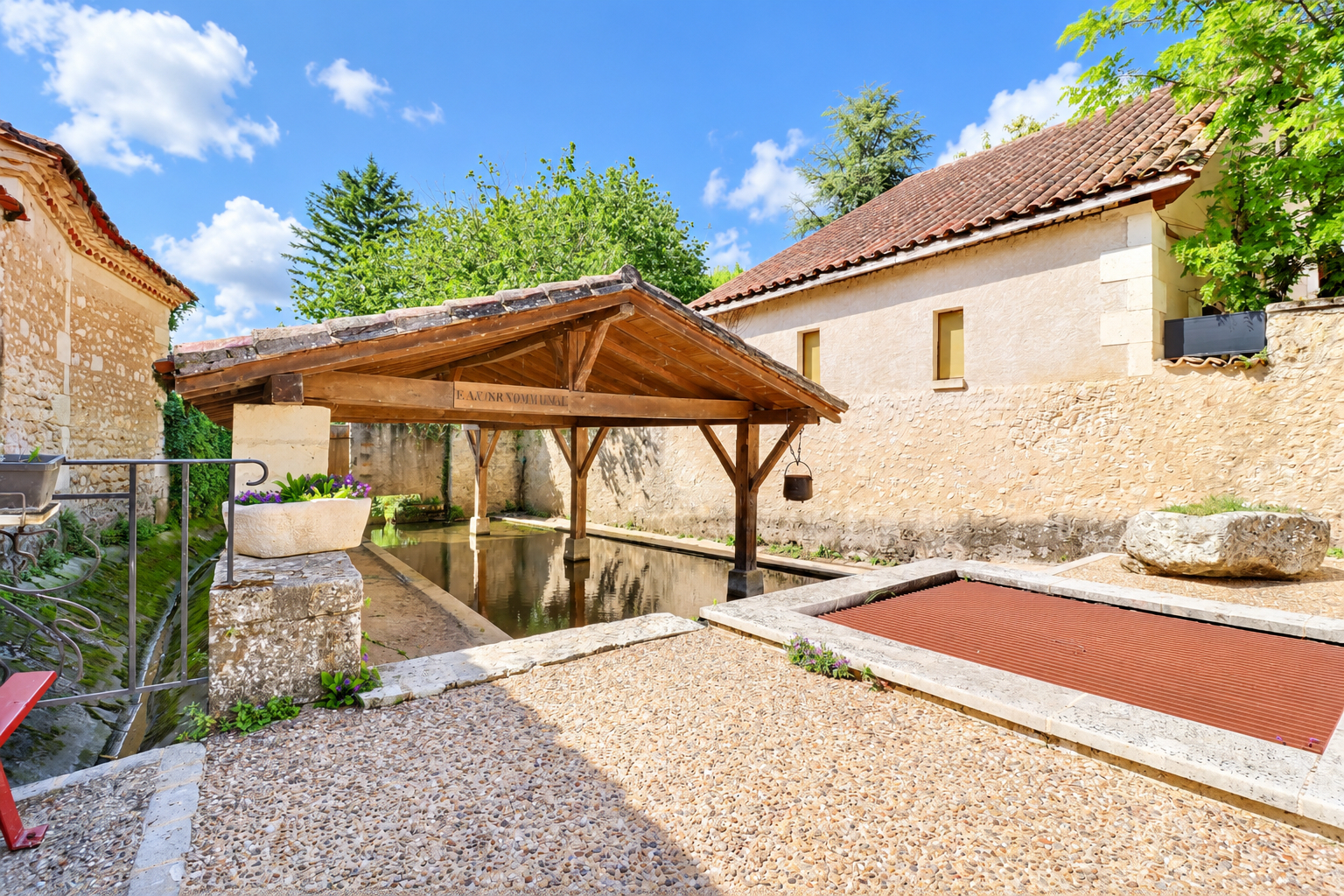 Agence immobilière de L'INTERMEDIAIRE Paris
