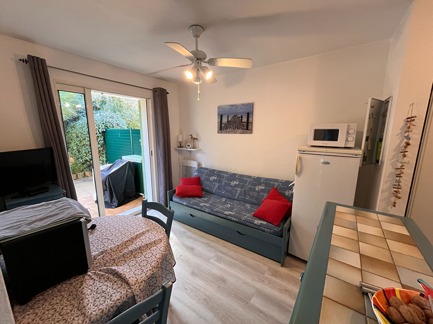 Photo SANARY LA GORGUETTE  T2  REZ DE JARDIN  DE 35M2 image 4/6