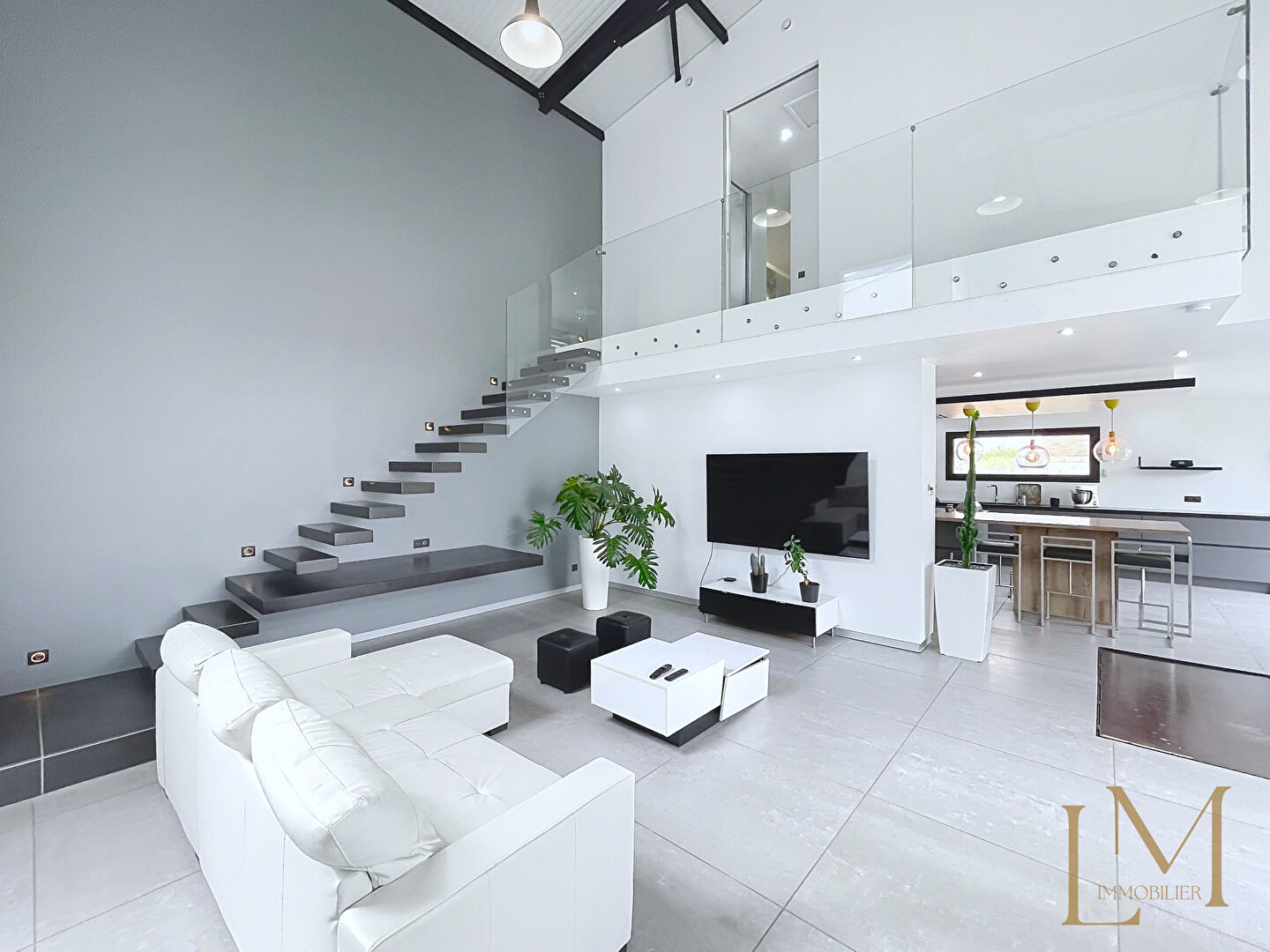 Photo LOFT Ascoux 7 pièce(s) 258,32 m2 image 6/6