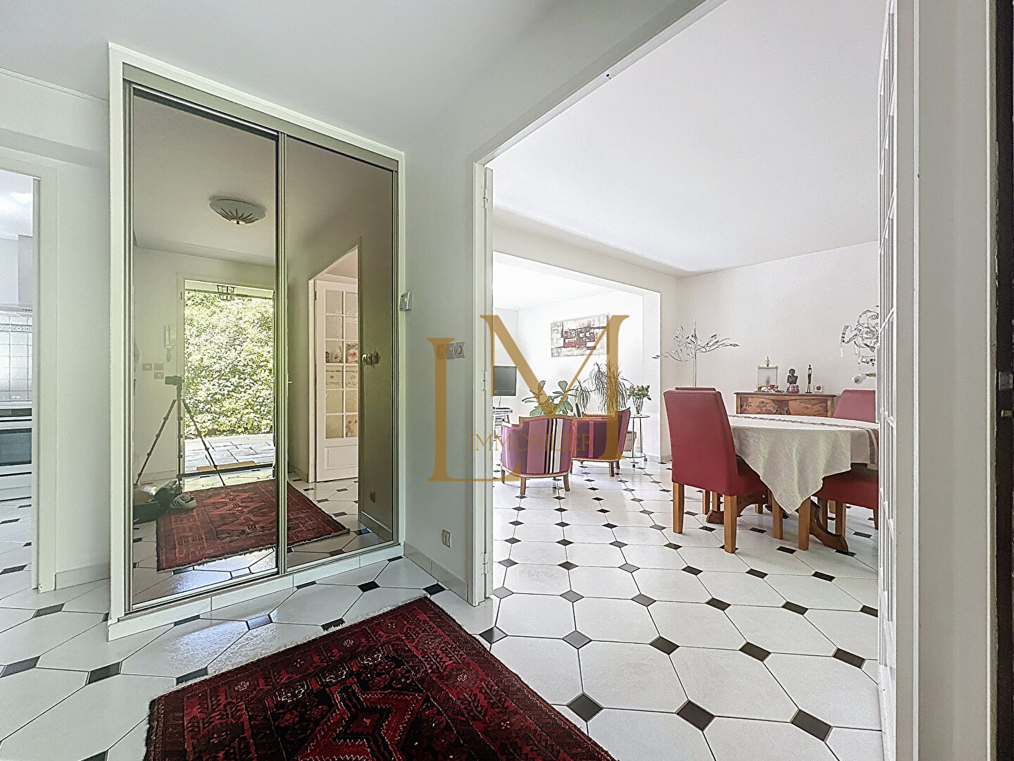 Photo Orleans quartier Saint Marc maison 5 chambres  jardin image 2/6