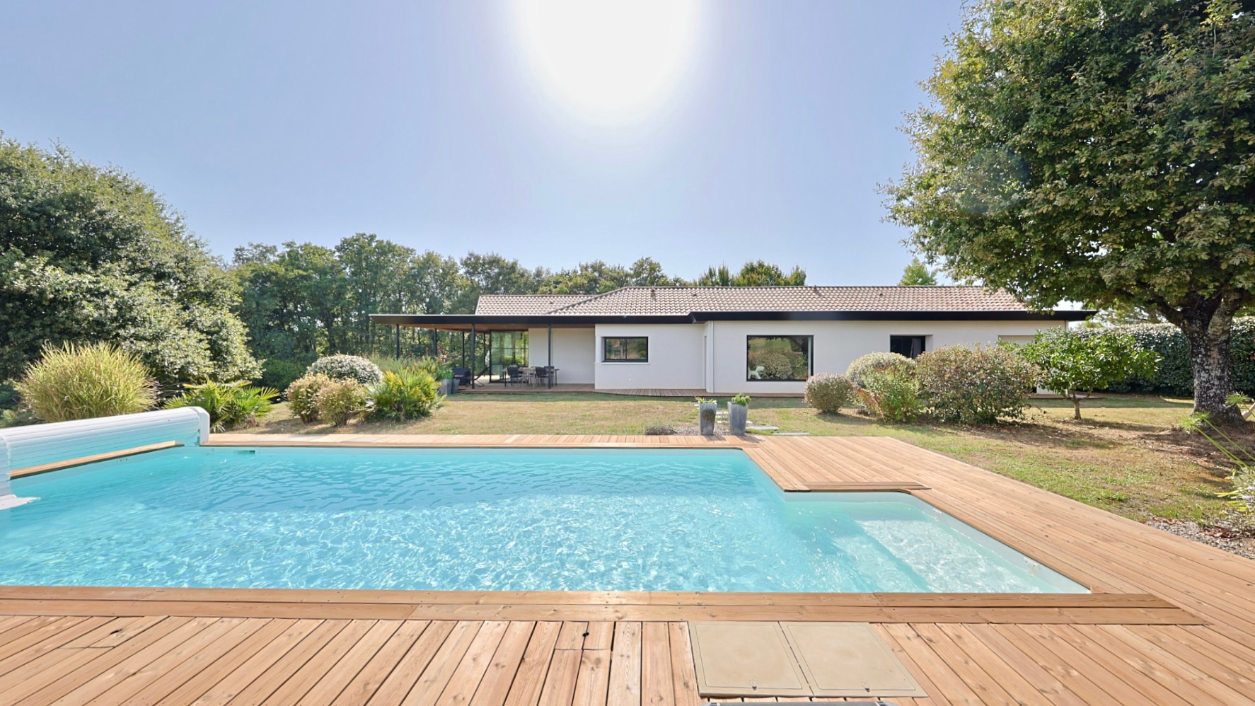 Photo Architecture contemporaine en pleine nature - 2007 - B. Lafourcade image 1/6