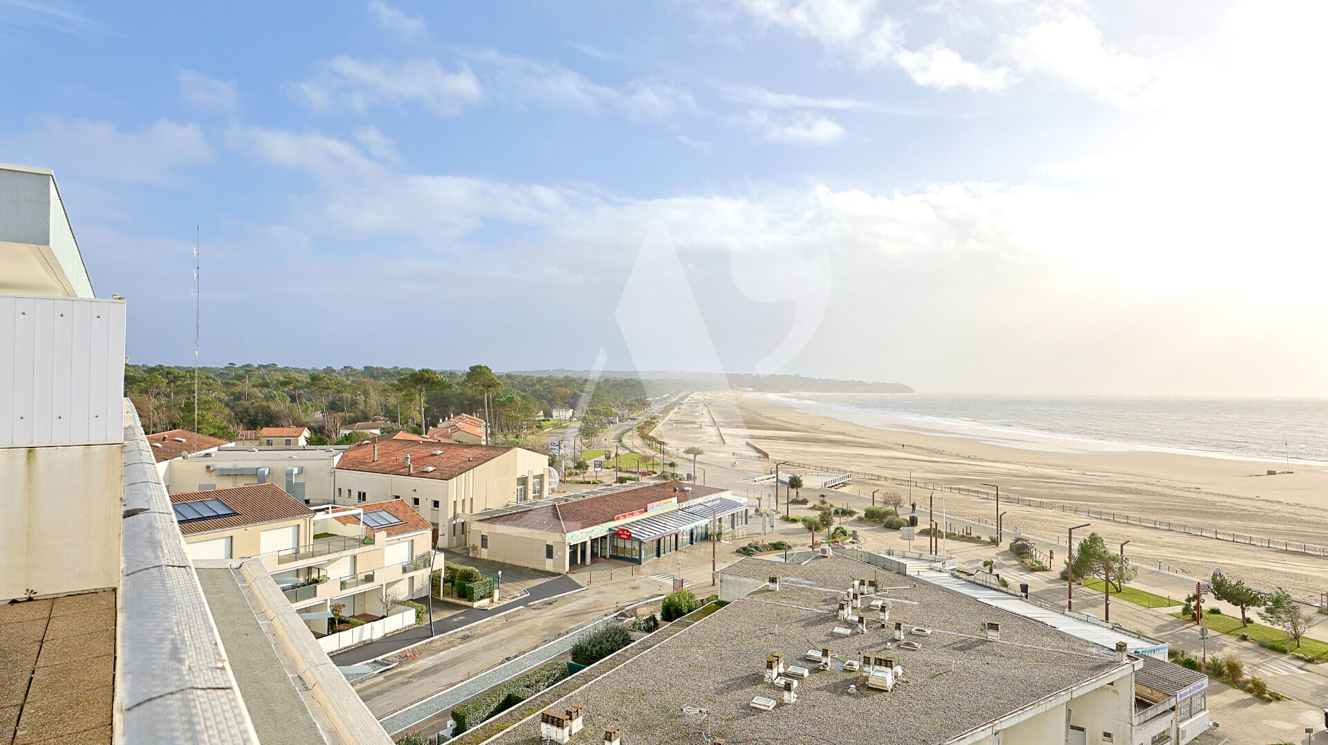 Photo ARCHITECTURE MODERNISTE - 1970 - NC image 2/6