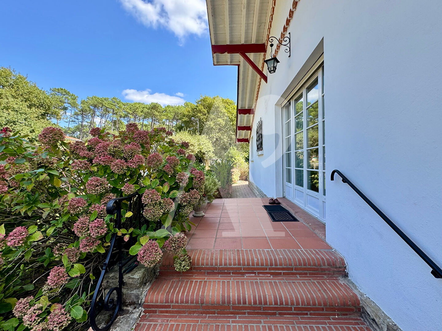 Photo Architecture landaise - 1962 - Lac et plages à pied image 4/6