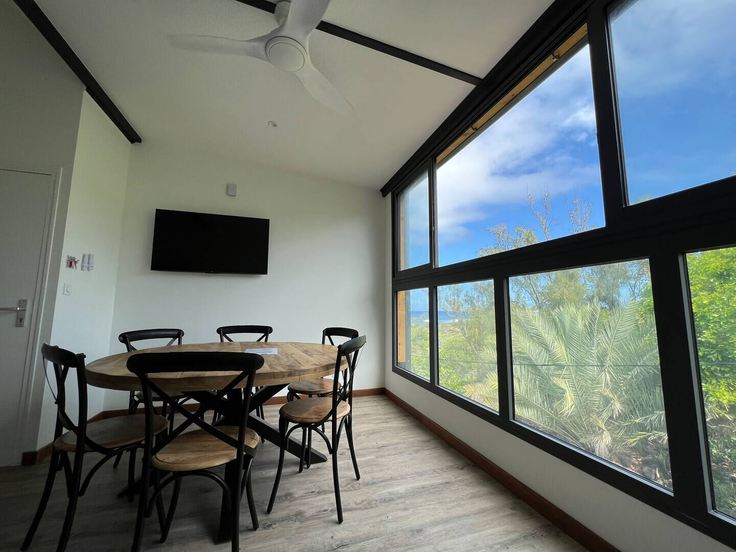 Photo Les Trois Bassins - A deux pas du lagon - T3 avec terrasse image 4/6