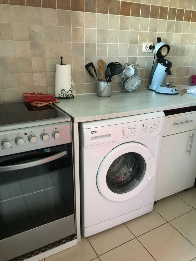 Photo À louer à Saint-Denis, Camélias : appartement T1 bis meublé  - Résidence ALTEA image 4/6