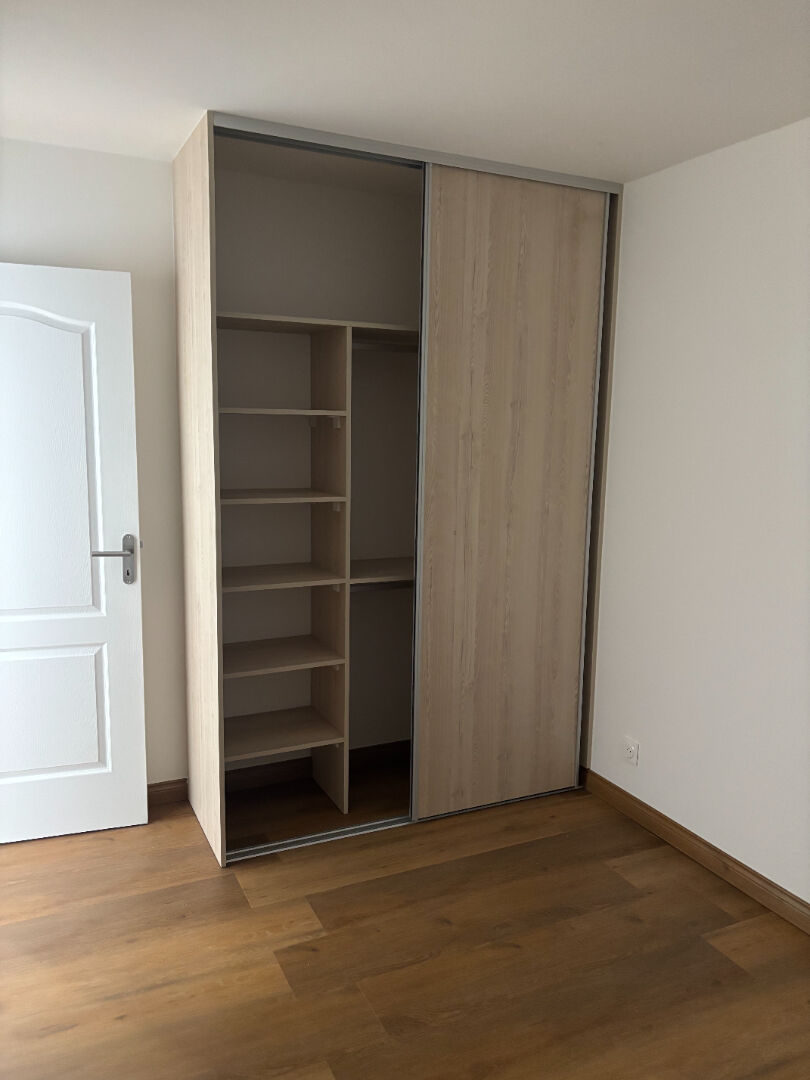 Photo A louer charmant T2 sur Bois de Nèfles Ste Clotilde image 4/6