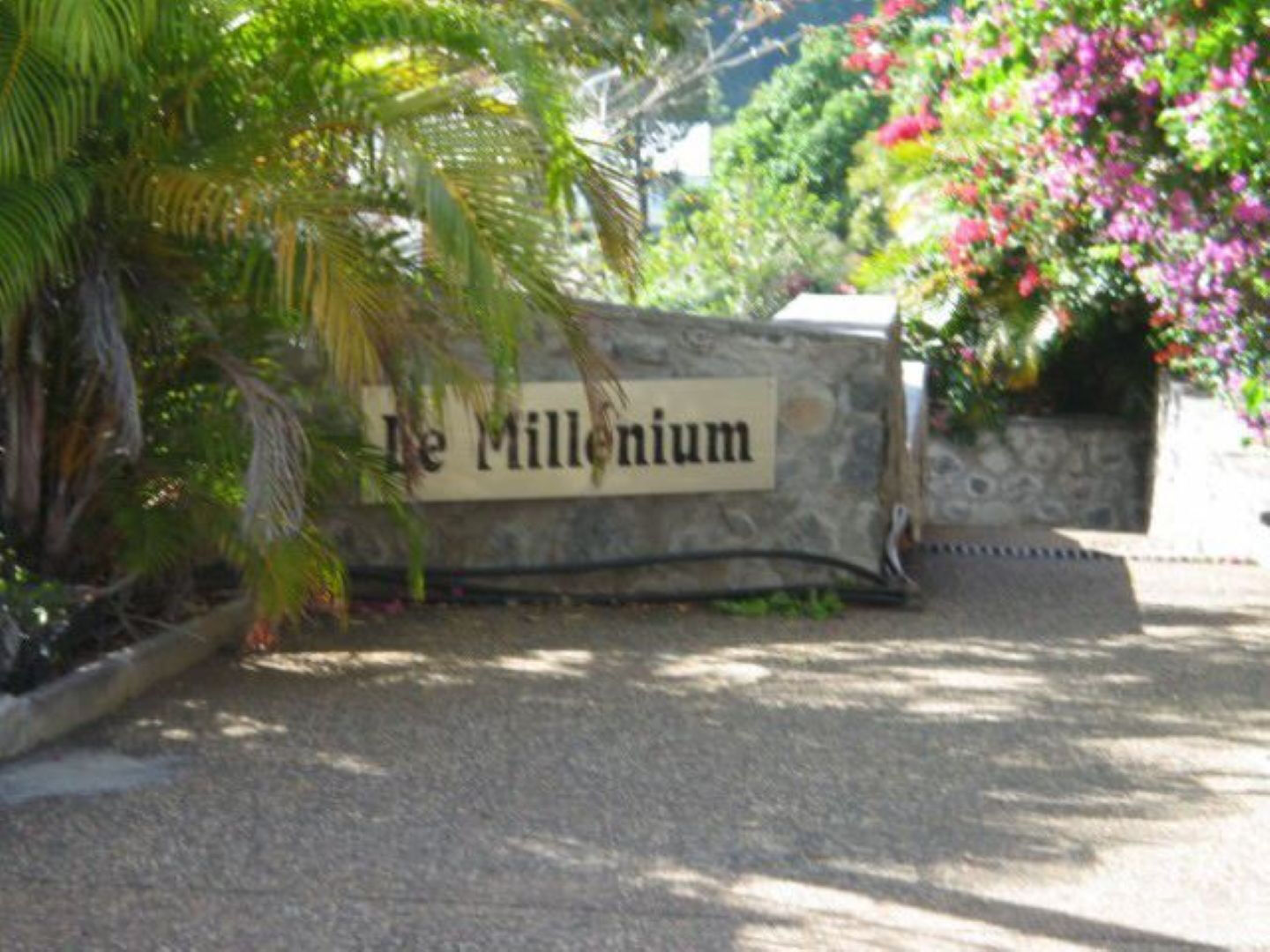 A louer studio en duplex au Moufia