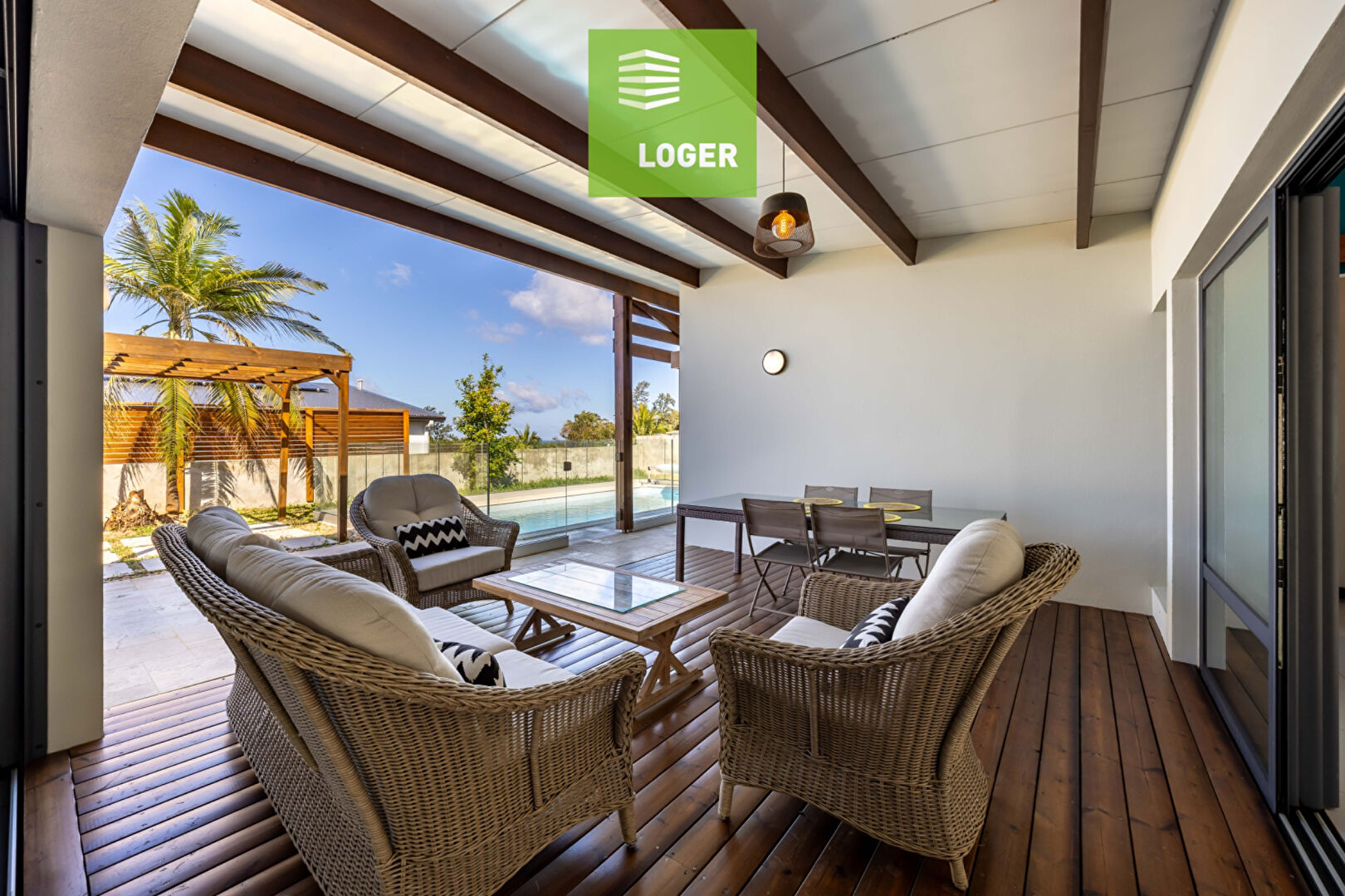 Maison récente meublée avec piscine Saint-Joseph / Les Terrass