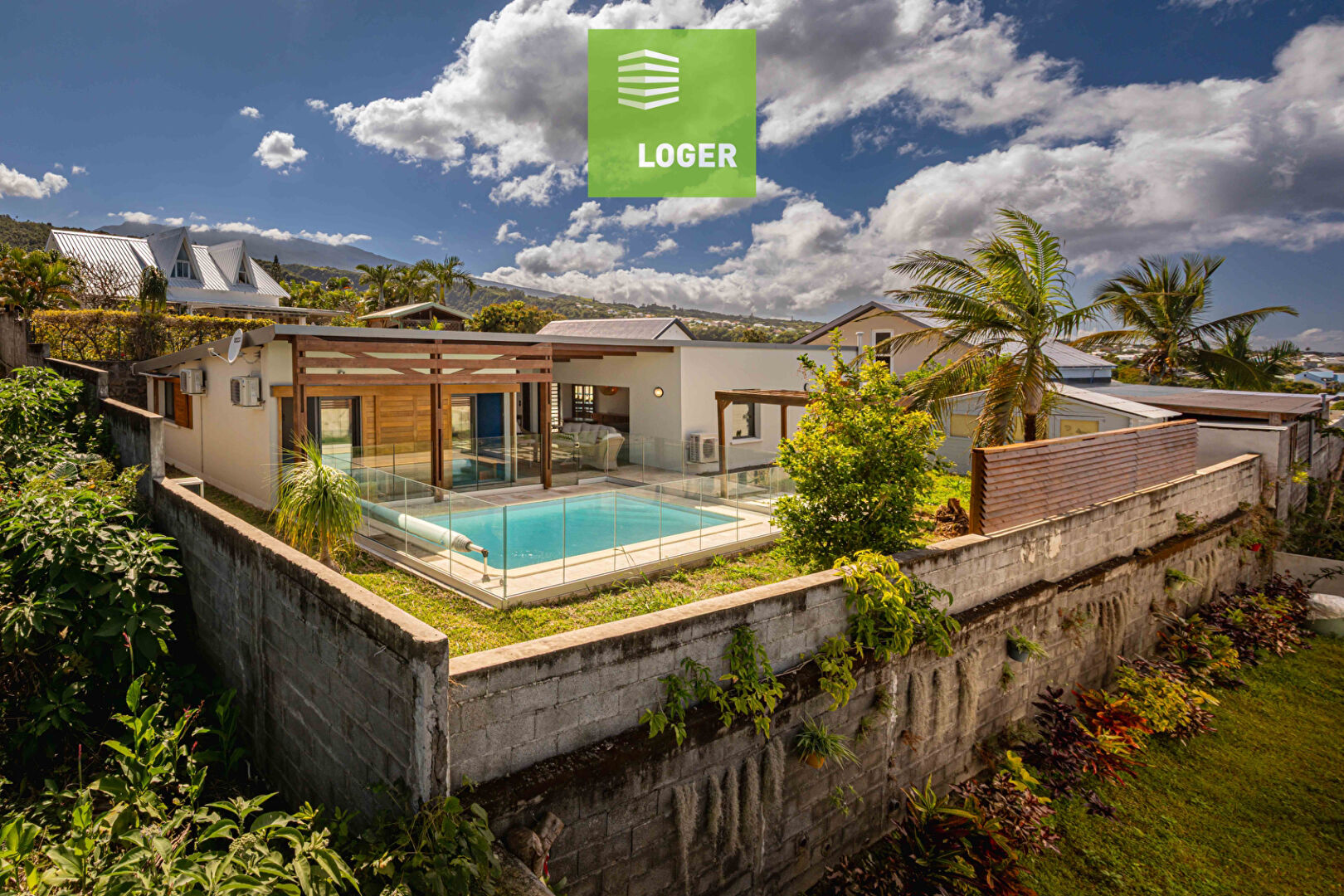 Photo Maison récente meublée avec piscine Saint-Joseph / Les Terrass image 2/6