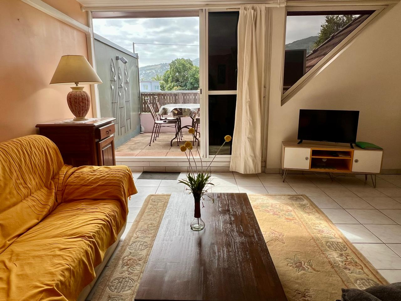 ETANG SALÉ LES HAUTS - T3 meublé