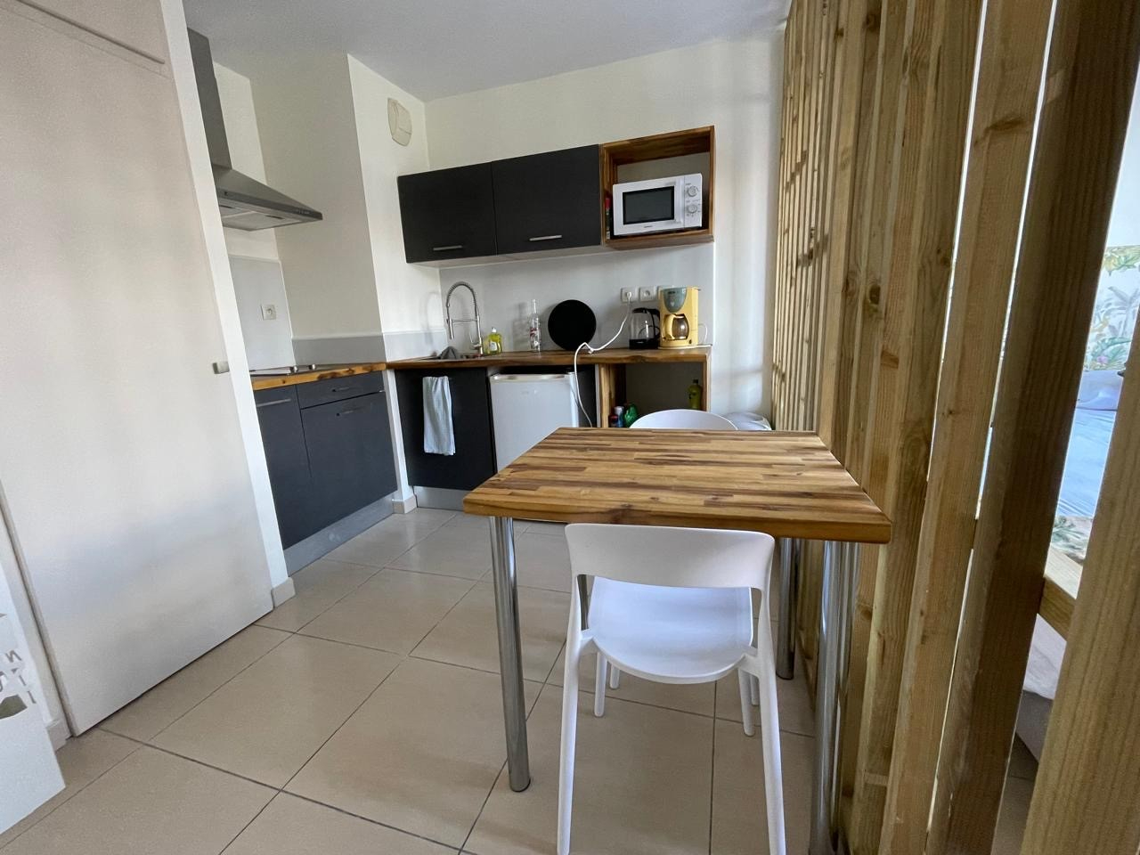 Photo Appartement Saint Denis 1 pièce(s) 30 m2 MEUBLE image 4/6