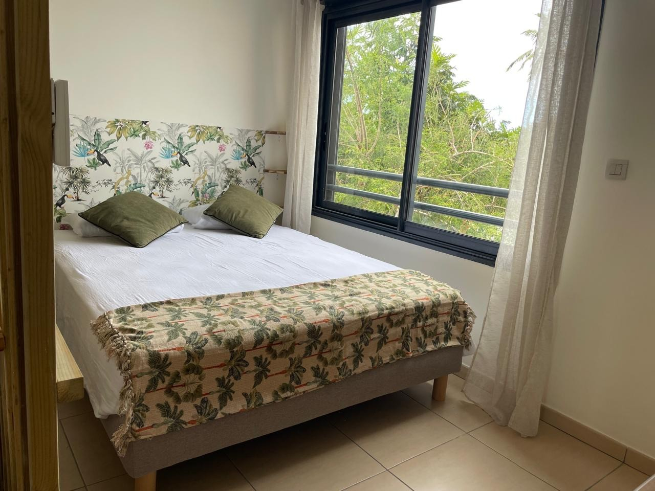 Photo Appartement Saint Denis 1 pièce(s) 30 m2 MEUBLE image 6/6