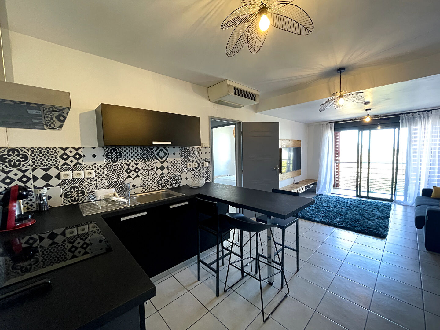 Photo Appartement T2 meublé face à la mer à Saint-Pierre image 4/6