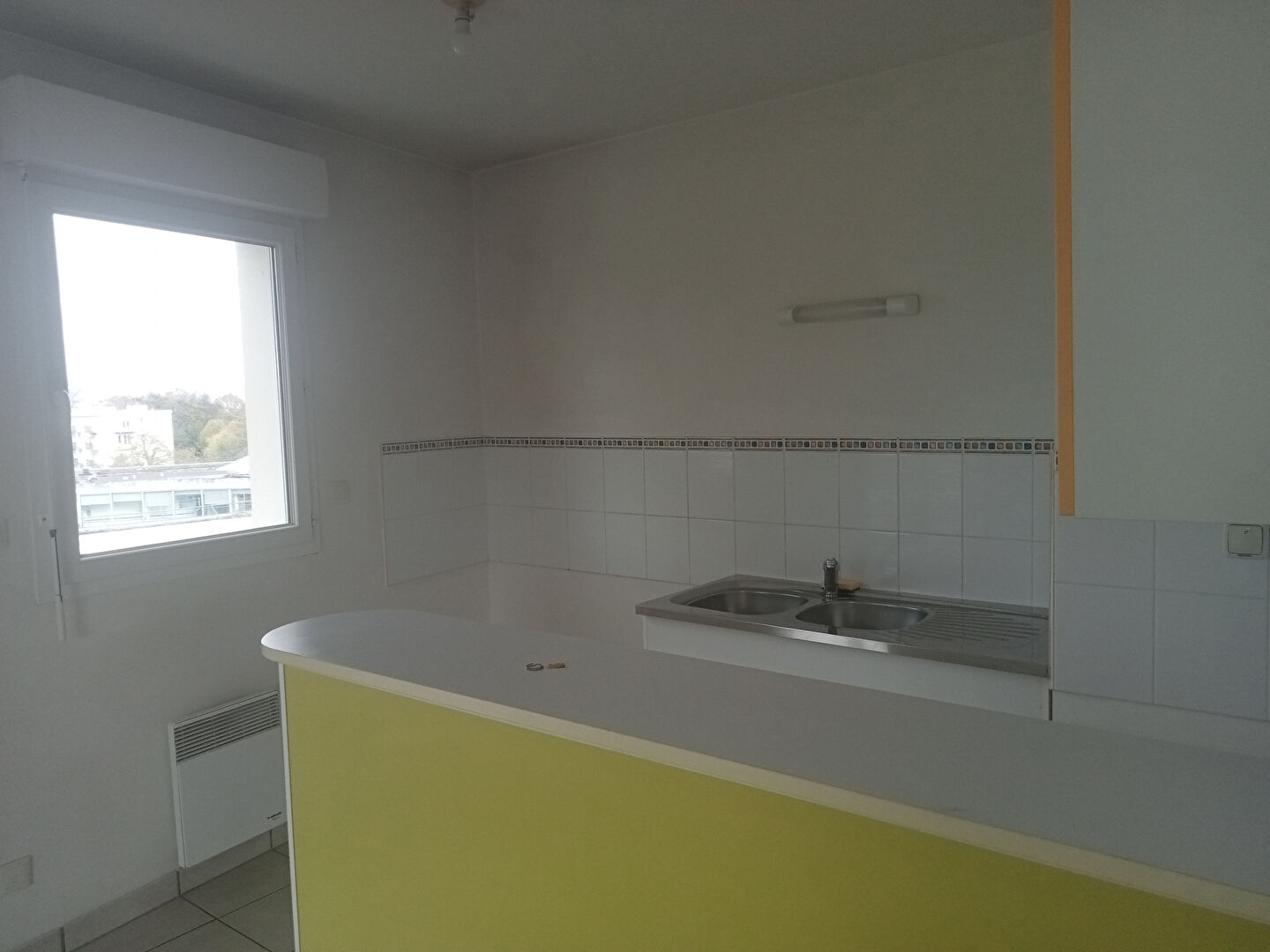 Photo APPARTEMENT T2 RUE DE LA PATOUILLERIE NANTES image 2/6