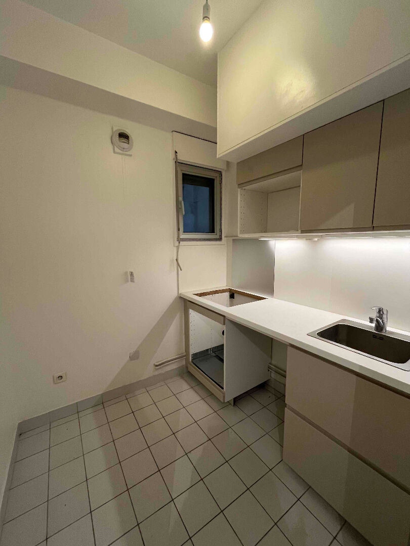 Photo TROIS PIECES PARKING image 4/6