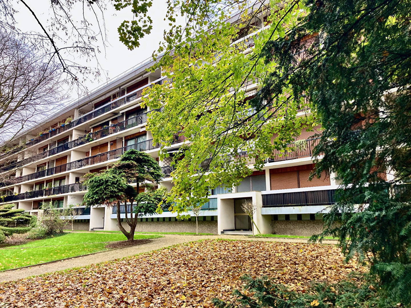 Agence immobilière de LOISELET,  DAIGREMONT PATRIMOINE Neuilly sur seine