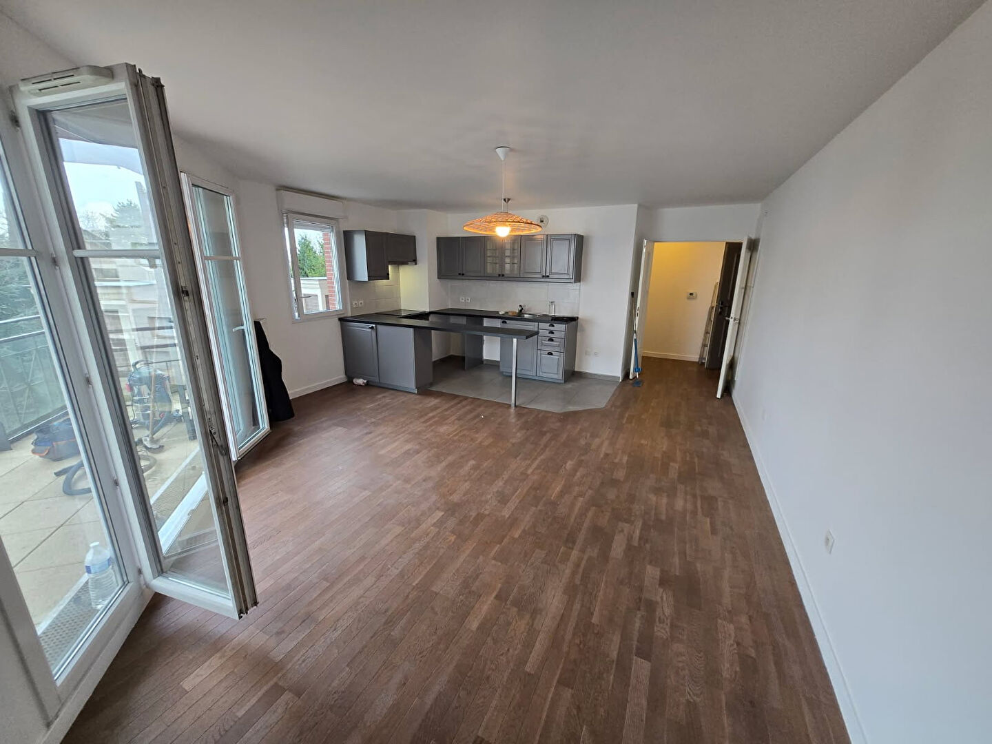 Photo TROIS PIECES BALCON - 2 PARKINGS image 2/6