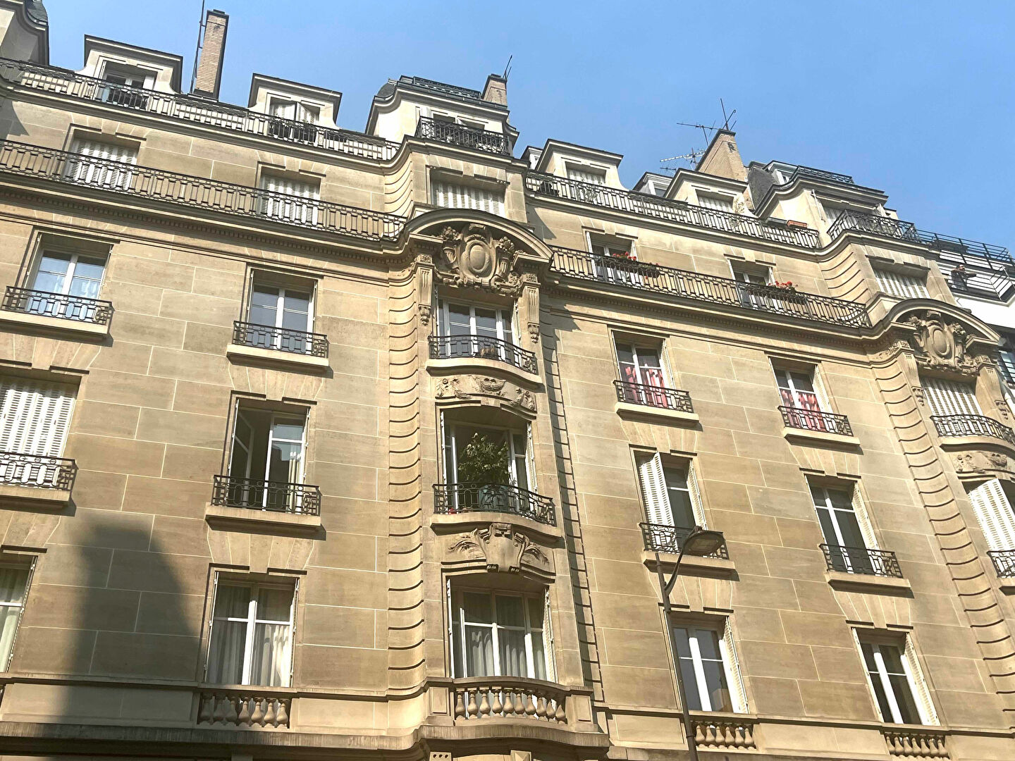 Agence immobilière de LOISELET,  DAIGREMONT PATRIMOINE Neuilly sur seine