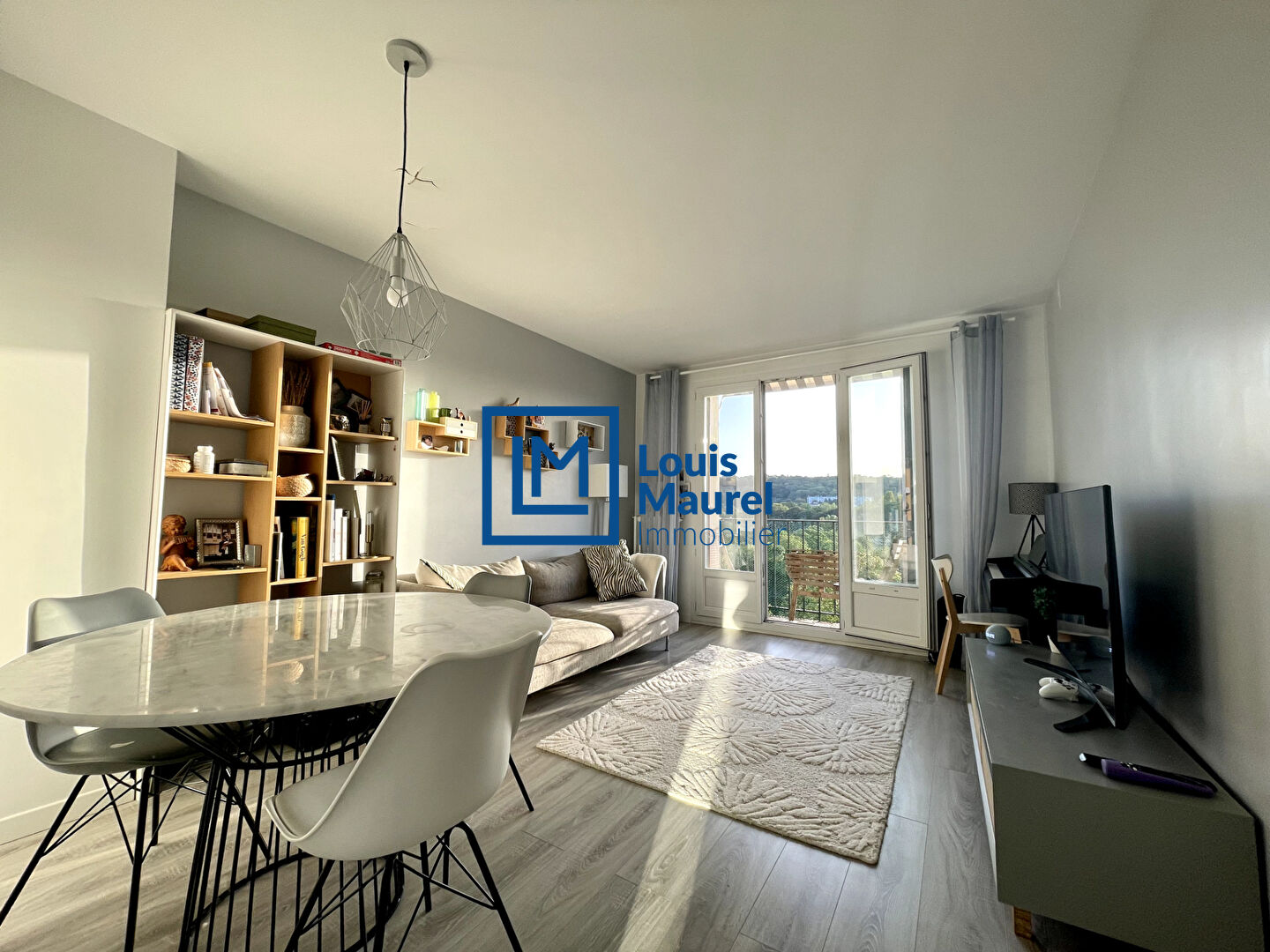 Agence immobilière de LOUIS MAUREL IMMOBILIER Le vesinet - LOUIS MAUREL IMMOBILIER