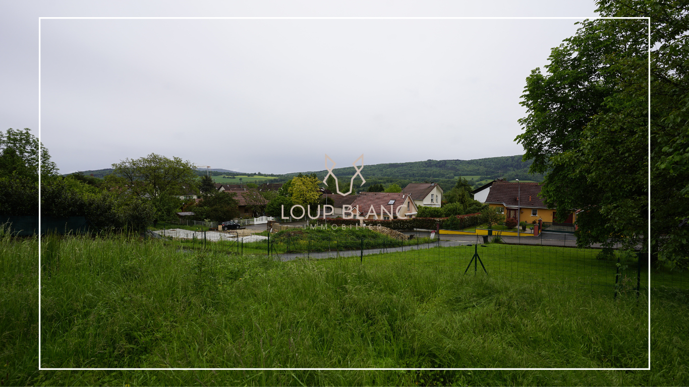 Photo Ensemble immobilier - 215 m² image 2/6