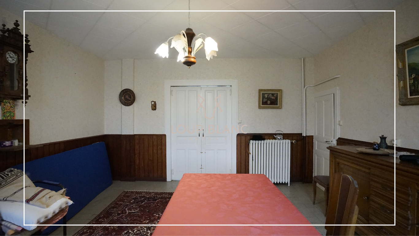 Photo Ensemble immobilier - 215 m² image 3/6