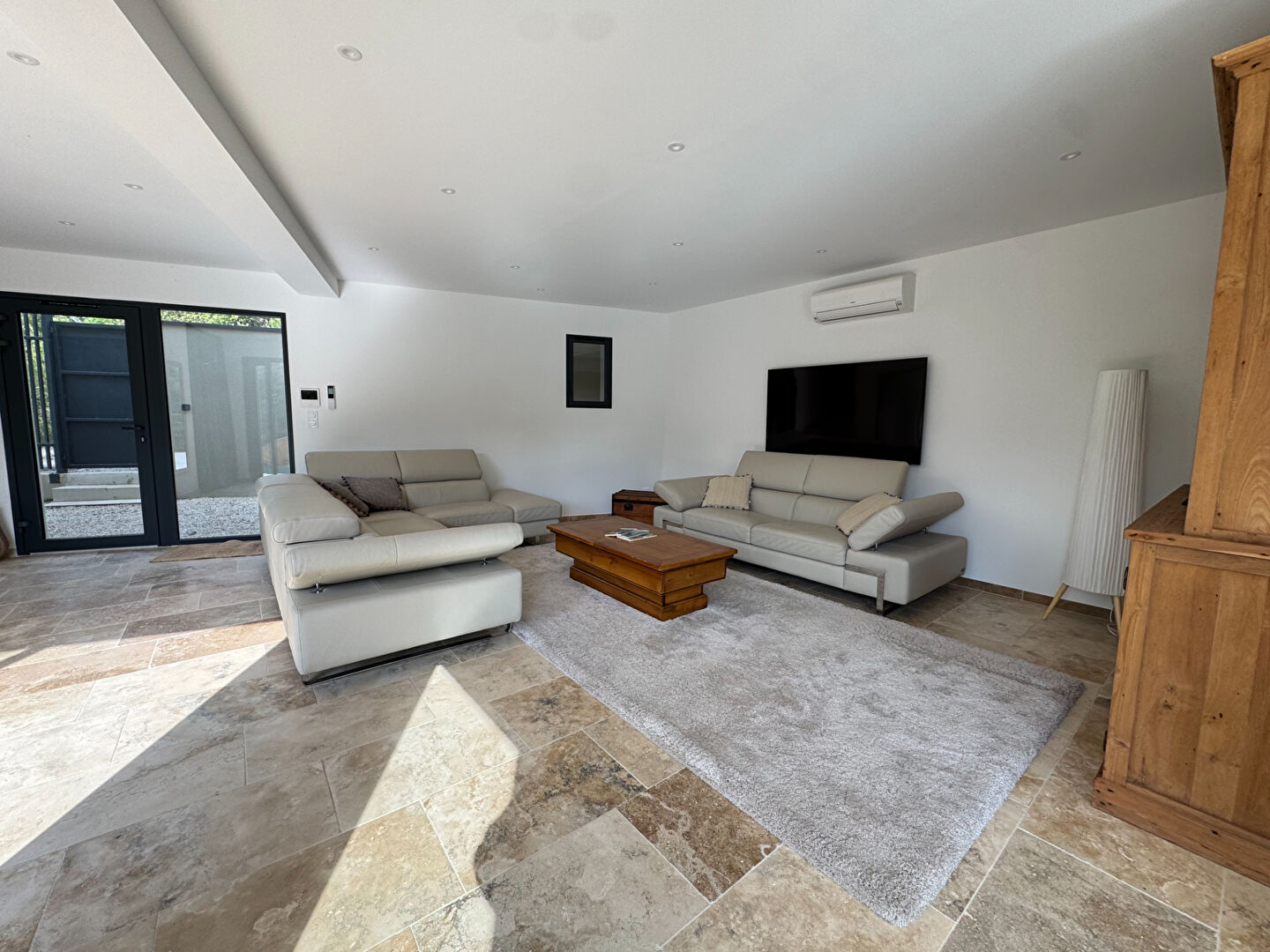 Photo VILLA NEUVE A MOLLANS SUR OUVEZE  T7 160 m2 SUR TERRAIN DE 1070 M² image 6/6