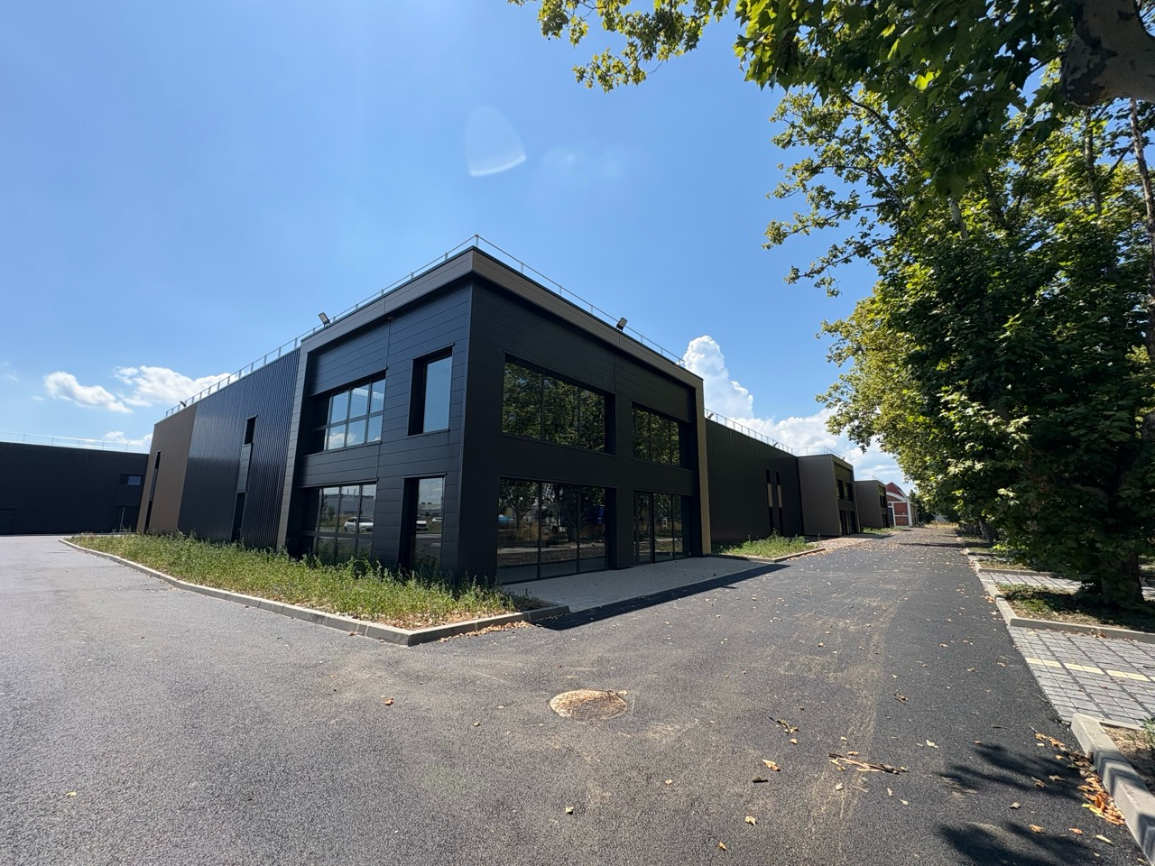 Locaux d'activités Emplacement n°1