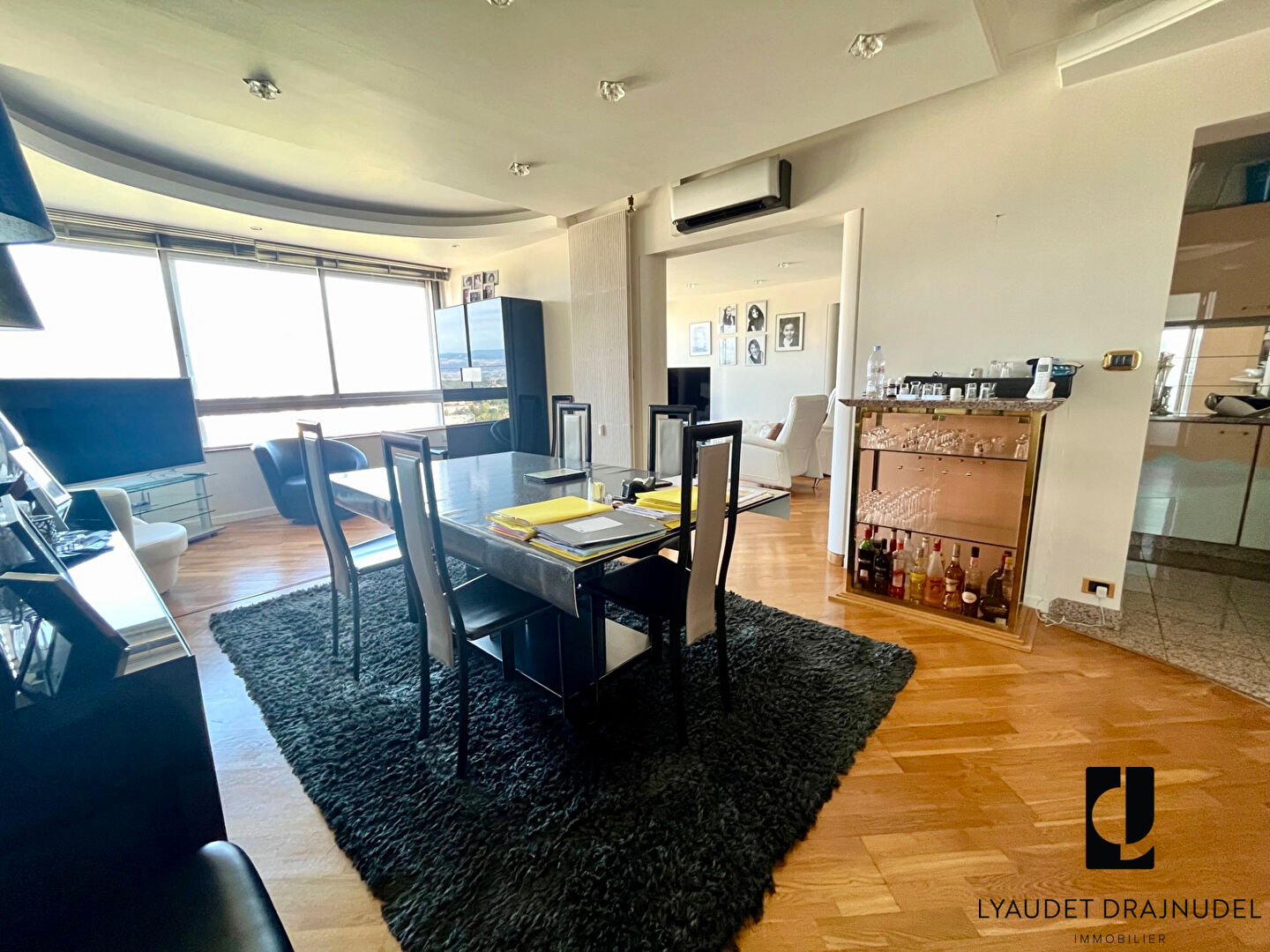 Photo Appartement de très bon standing - dernier étage - Copropriété sécurisée image 3/6