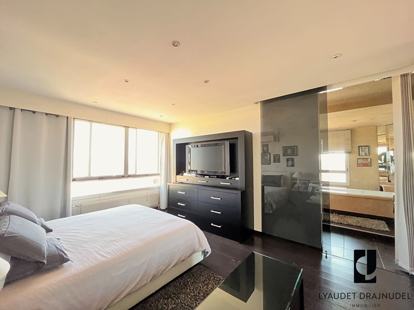 Photo Appartement de très bon standing - dernier étage - Copropriété sécurisée image 5/6