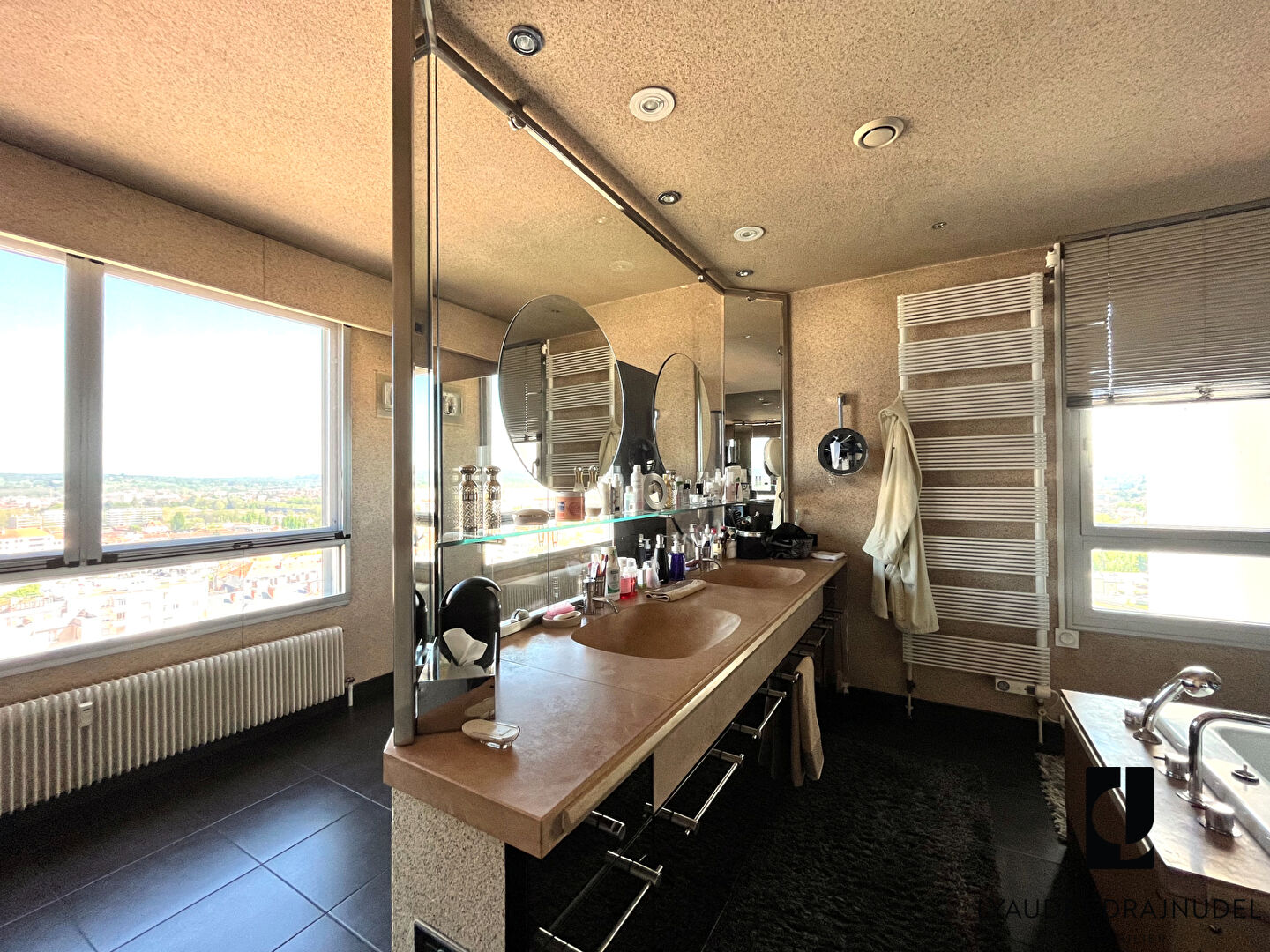 Photo Appartement de très bon standing - dernier étage - Copropriété sécurisée image 6/6