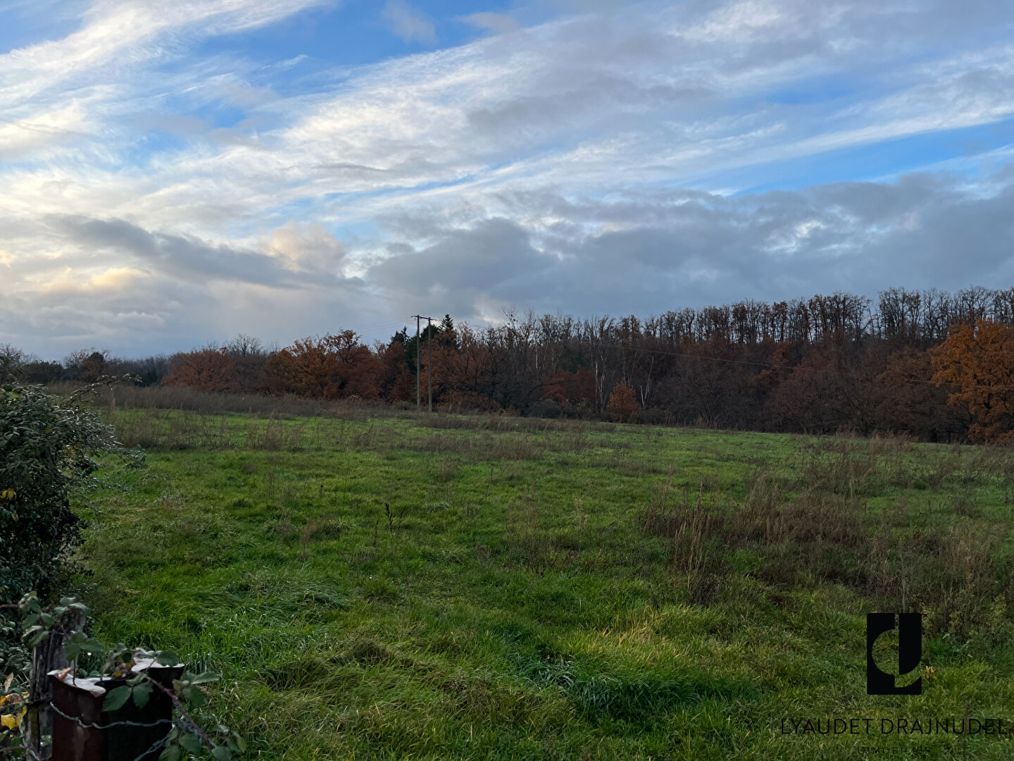 Photo Terrains à bâtir de 2323 m2 dont 578 m2 constructibles image 6/6