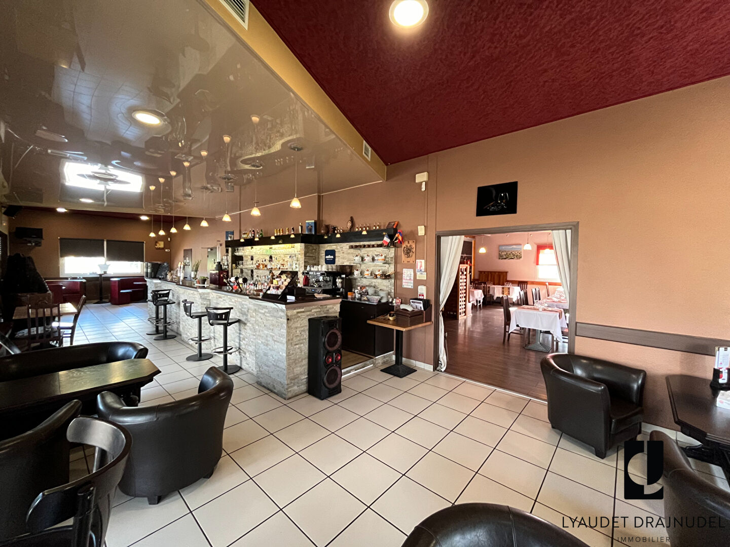 Photo Fonds de commerce Roanne 8 pièce(s) 510 m2 image 3/6
