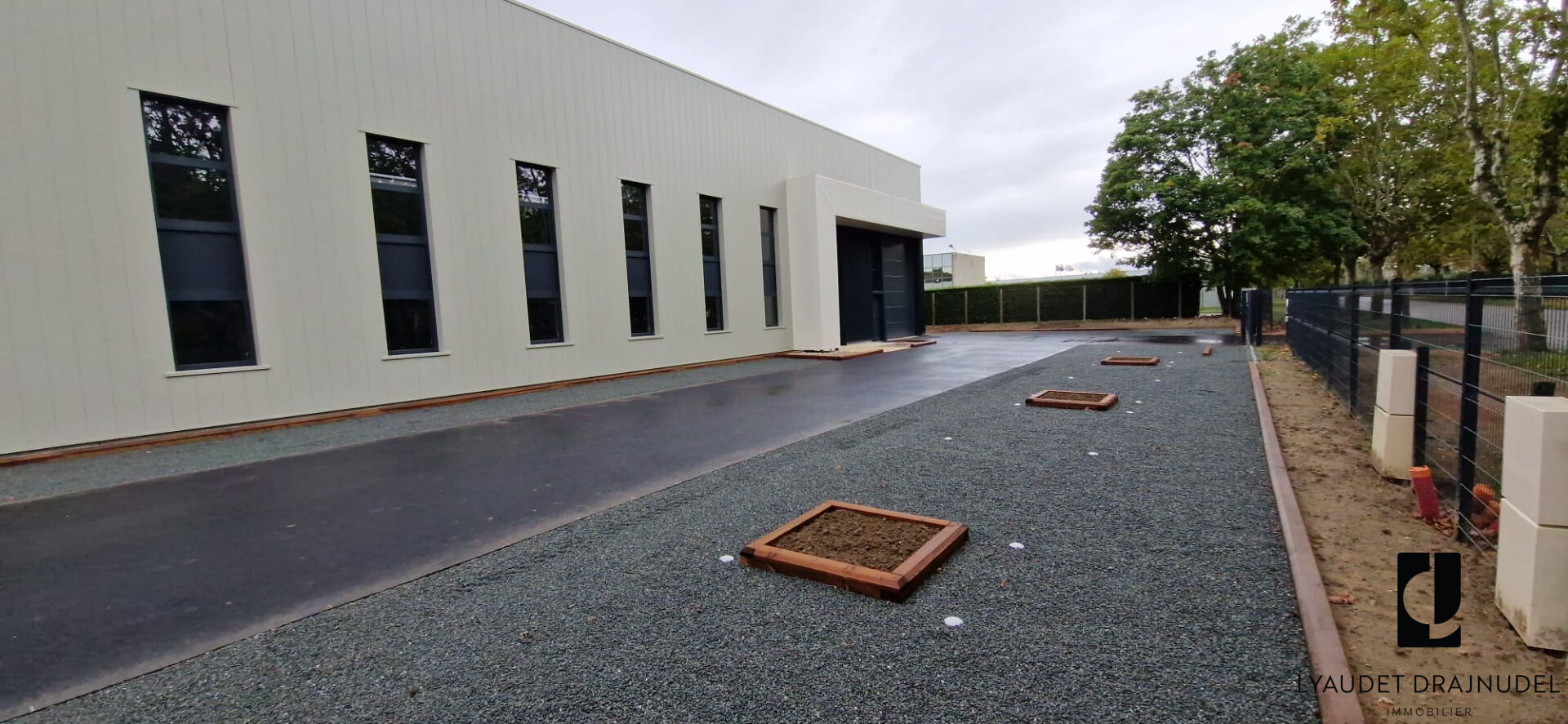 Local d'activité Roanne 763 m2