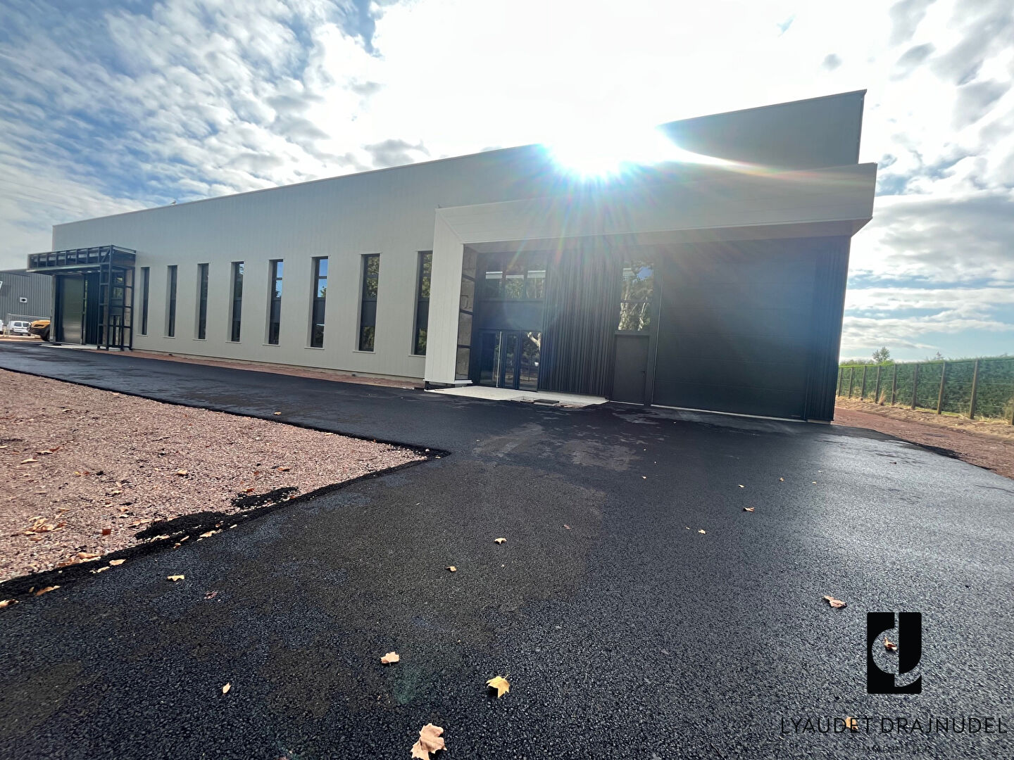 Photo Local d'activité Roanne 763 m2 image 6/6