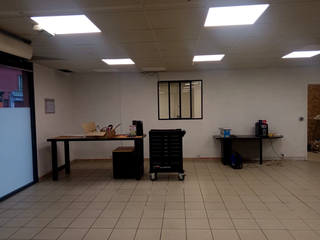 Local commercial Roanne 3 pièce(s) 200 m2