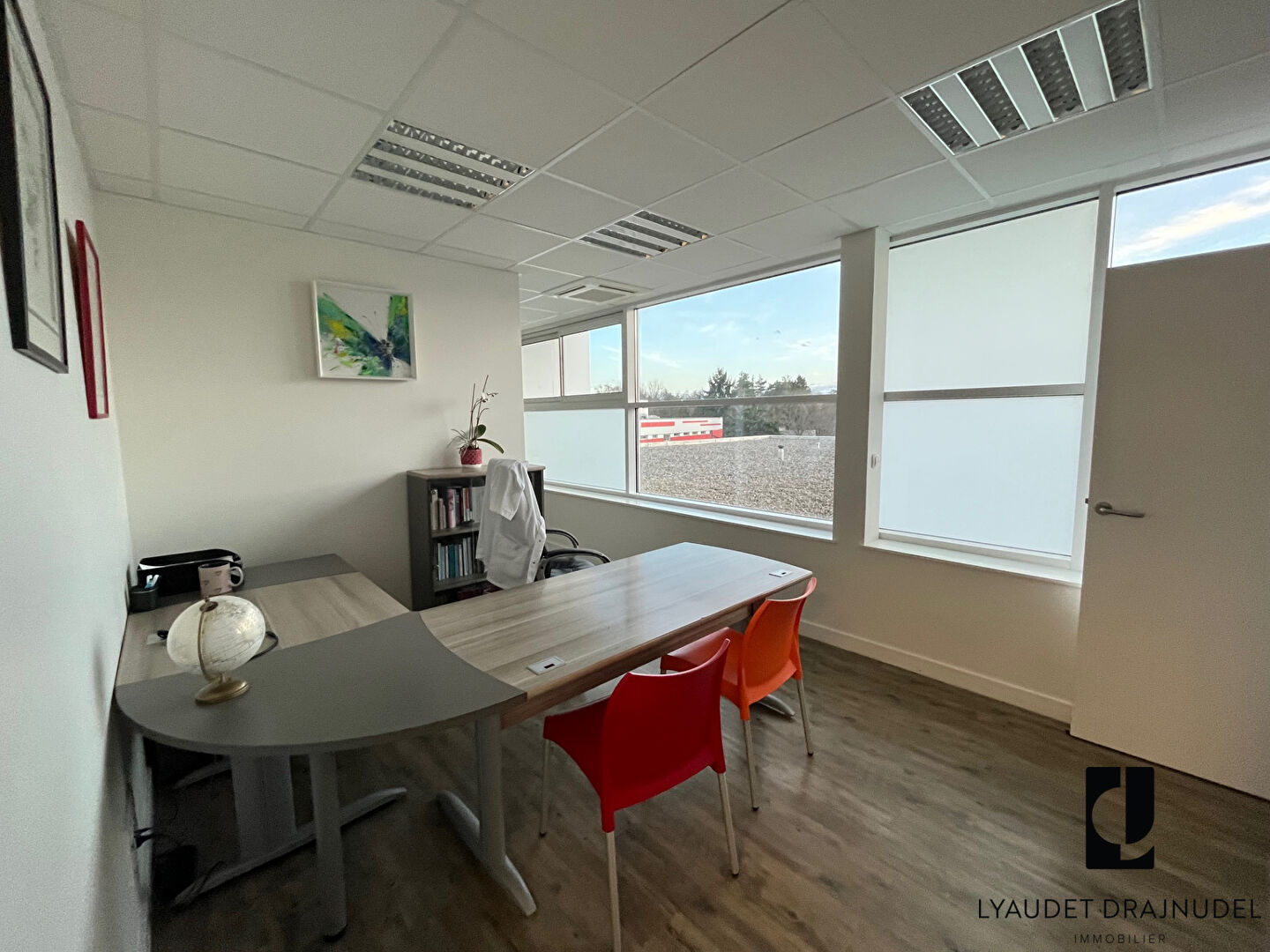 Photo Bureaux Roanne 85 m2 image 2/6