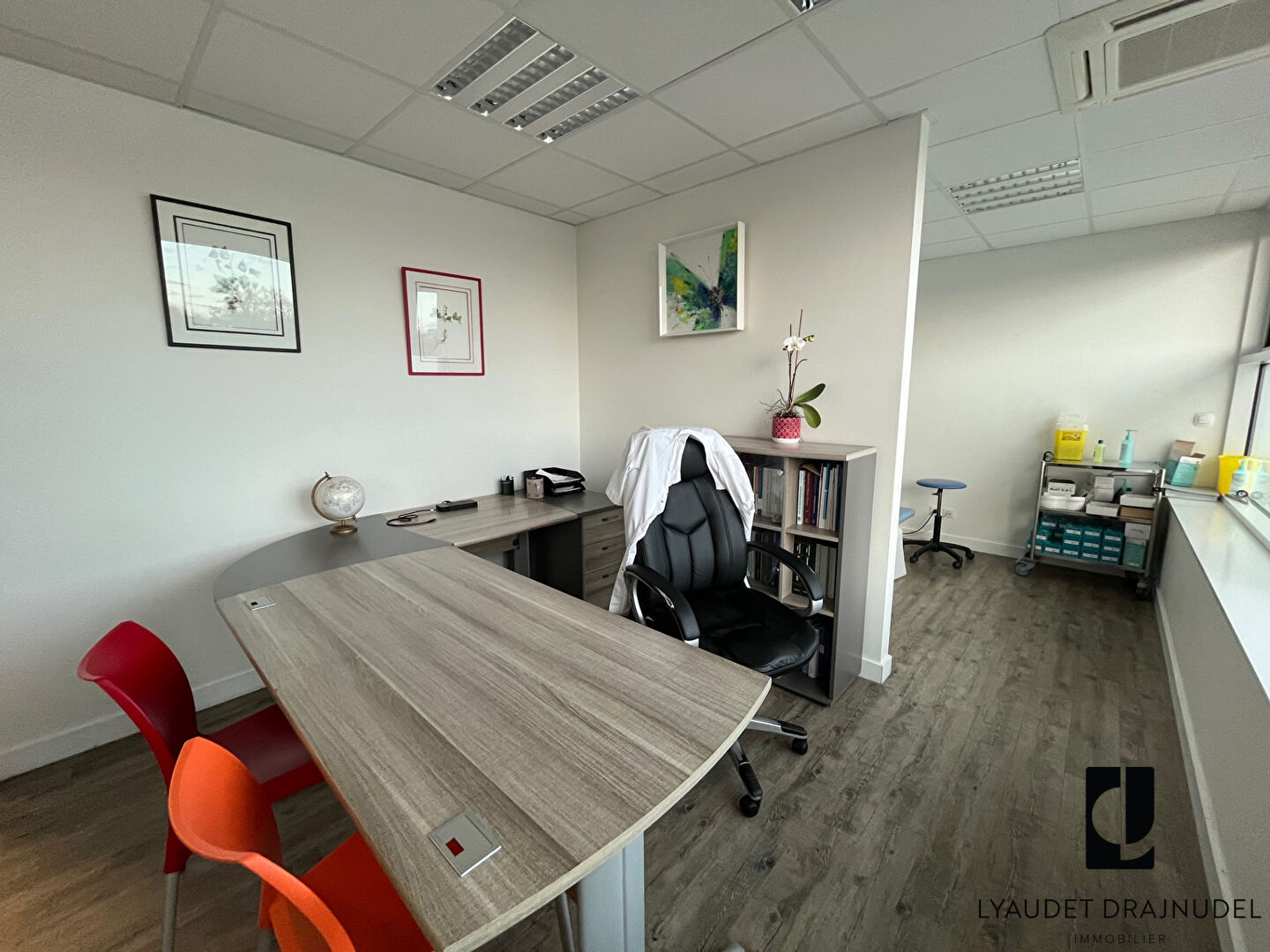 Photo Bureaux Roanne 85 m2 image 3/6