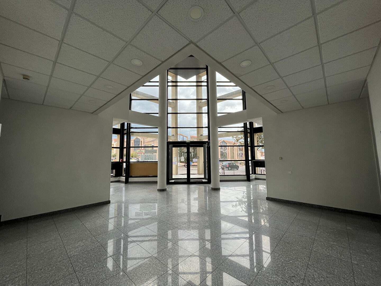 Bureaux Hotel de ville ROANNE 100m2