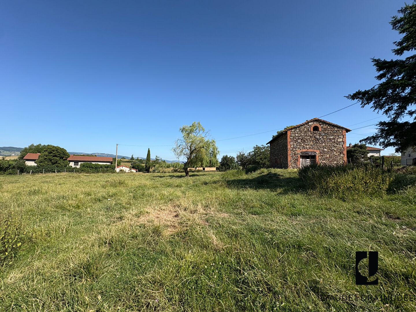 Photo Grange à rénover - Saint-Jean-Saint-Maurice-Sur-Loire image 3/6