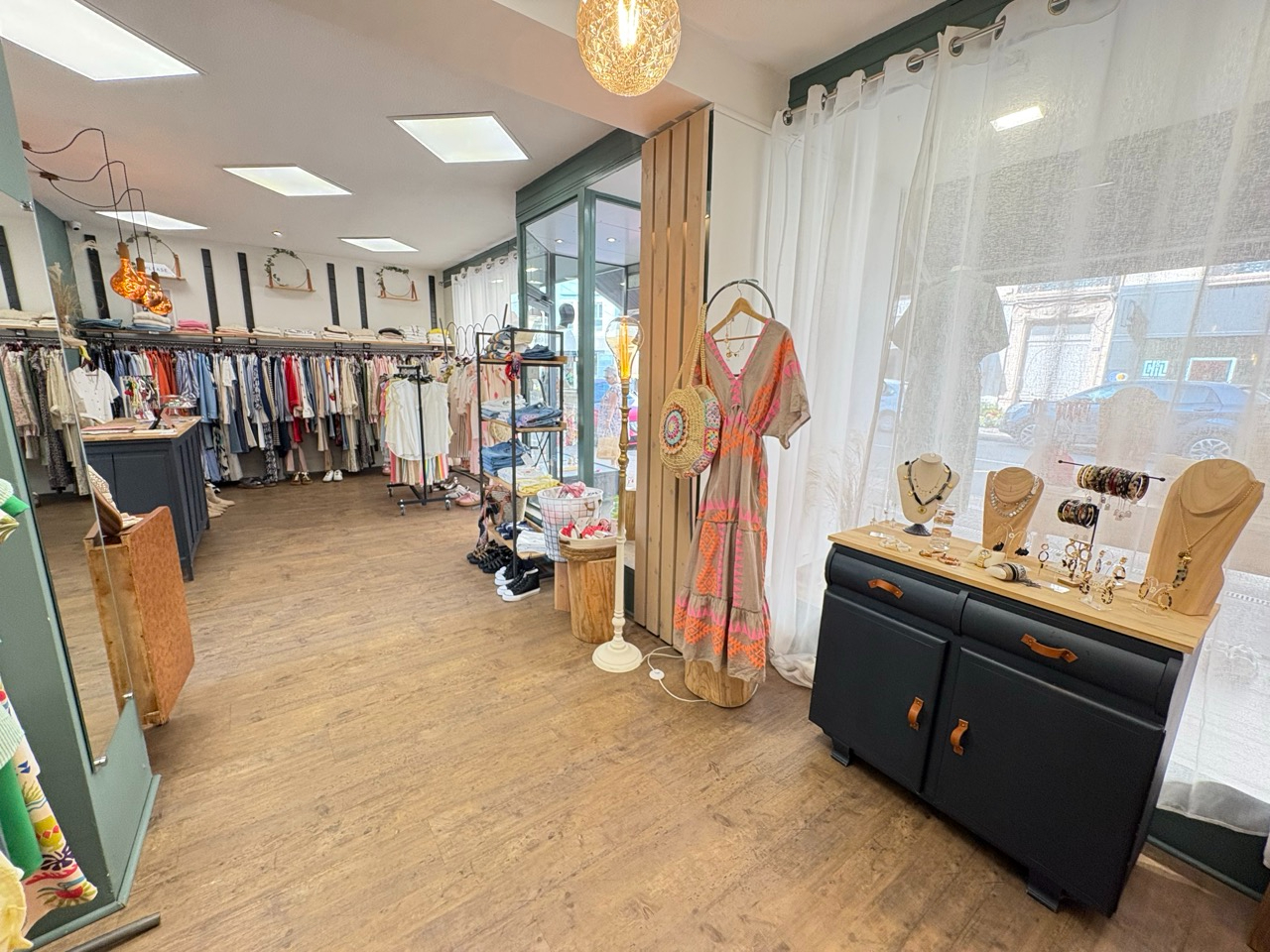 Fonds de commerce Le Coteau 2 pièce(s) 51 m2