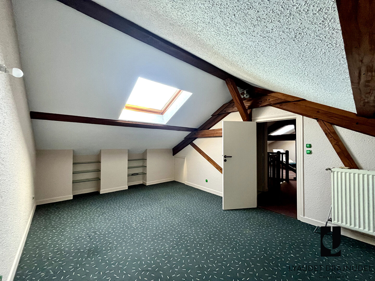 Photo Maison  7 pièce(s) 233 m2 image 6/6