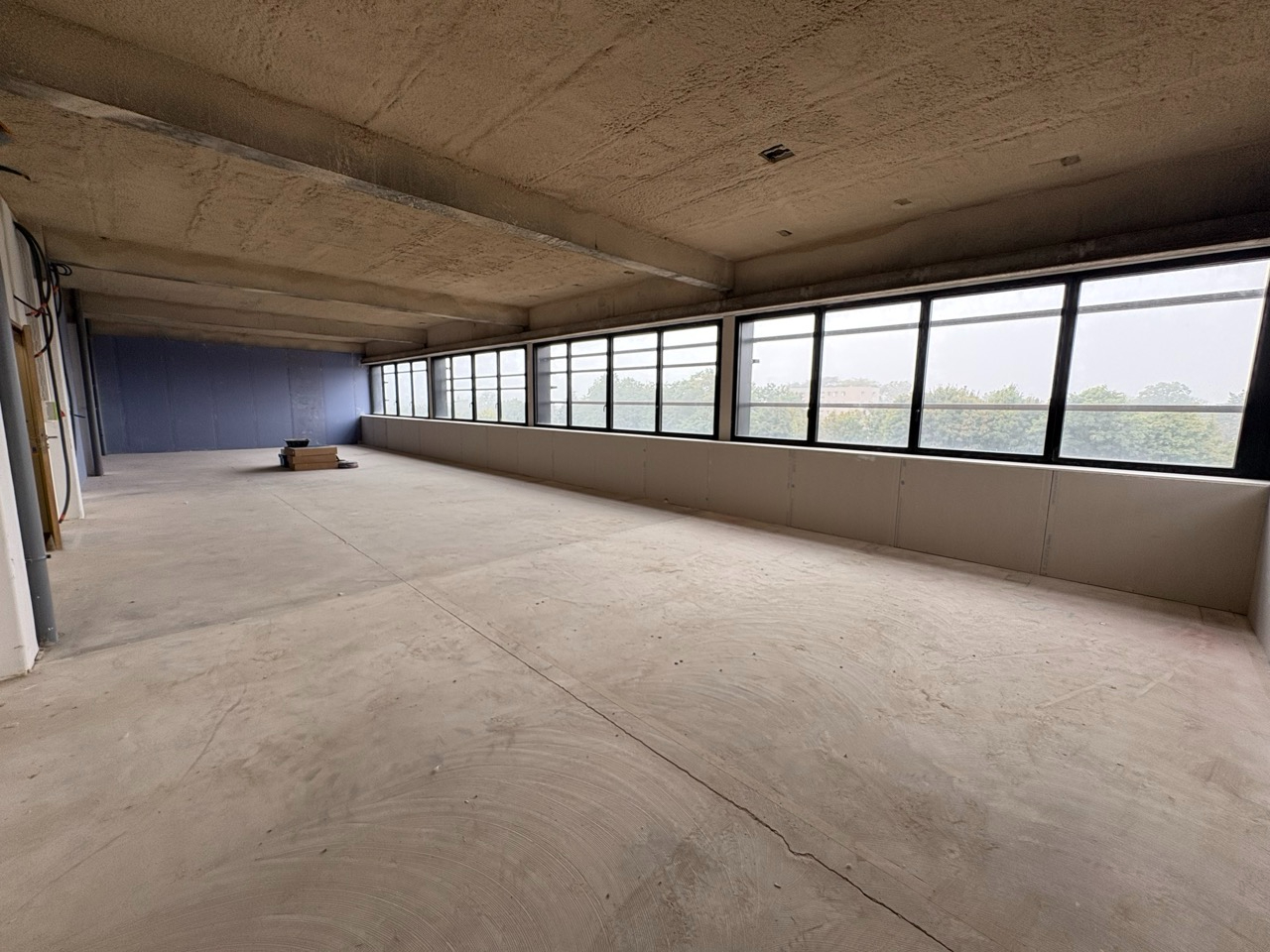 Bureaux Roanne 1 pièce(s) 114 m2