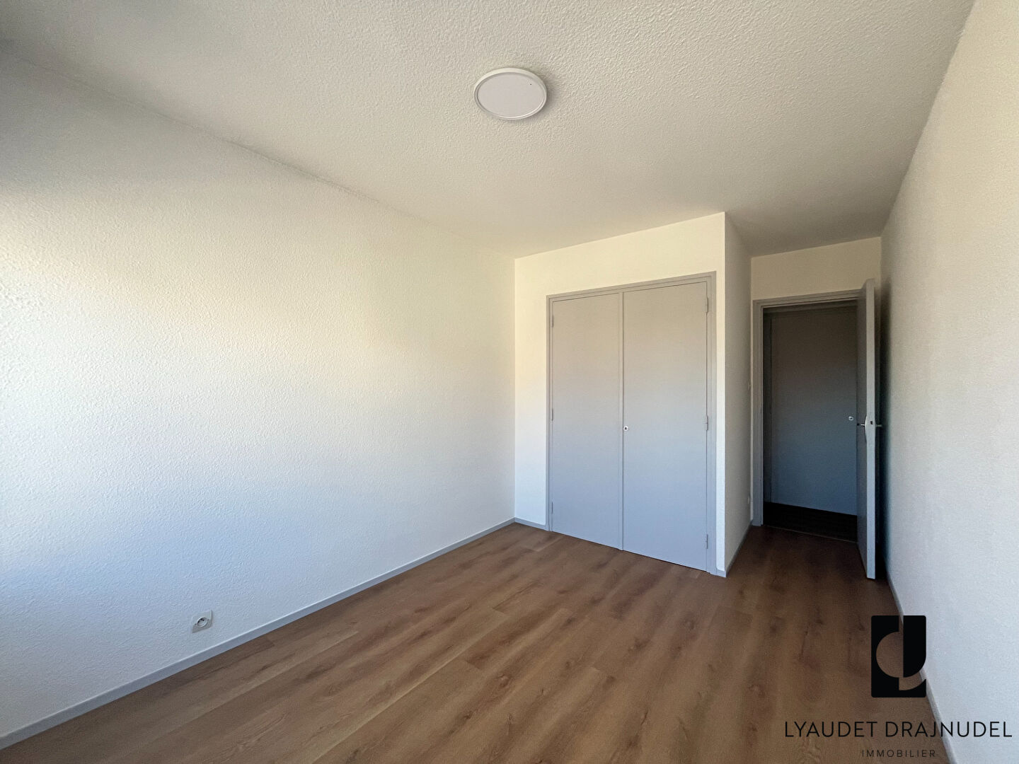 Photo Appartement Riorges 2 pièce(s) 49.23 m2 image 5/5