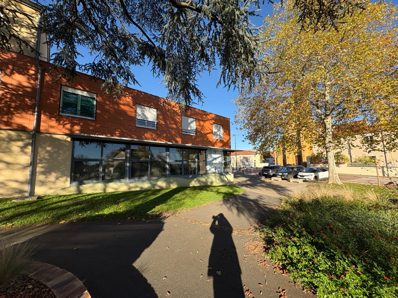 Photo Local commercial Mably 130 m2 image 2/6