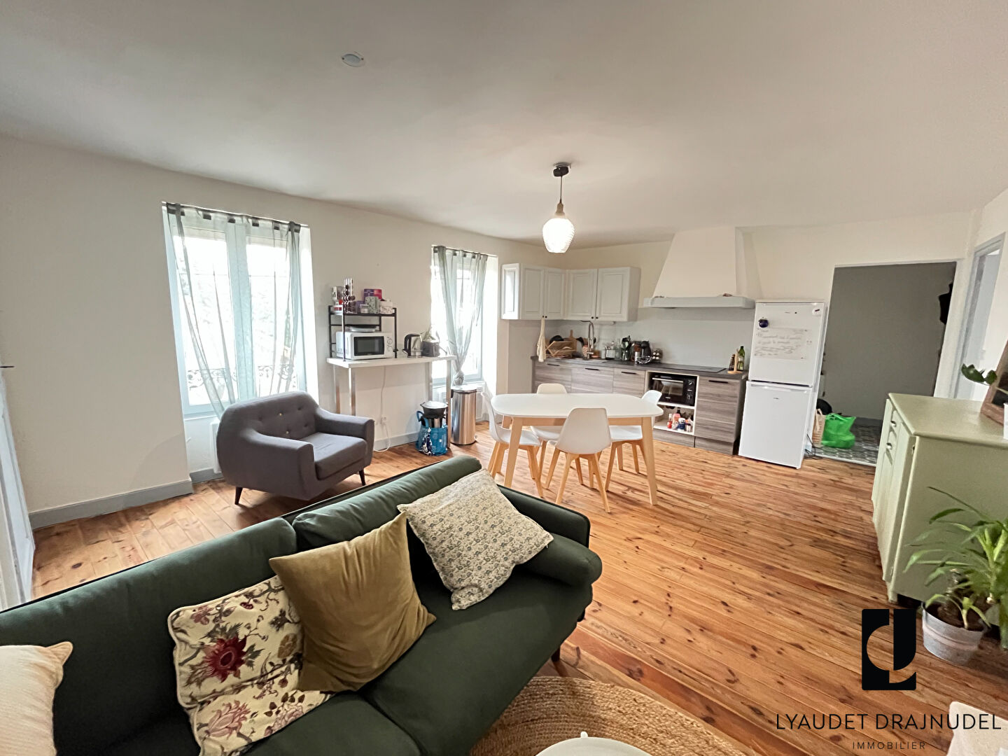 Appartement Renaison 3 pièce(s) 54.77 m2