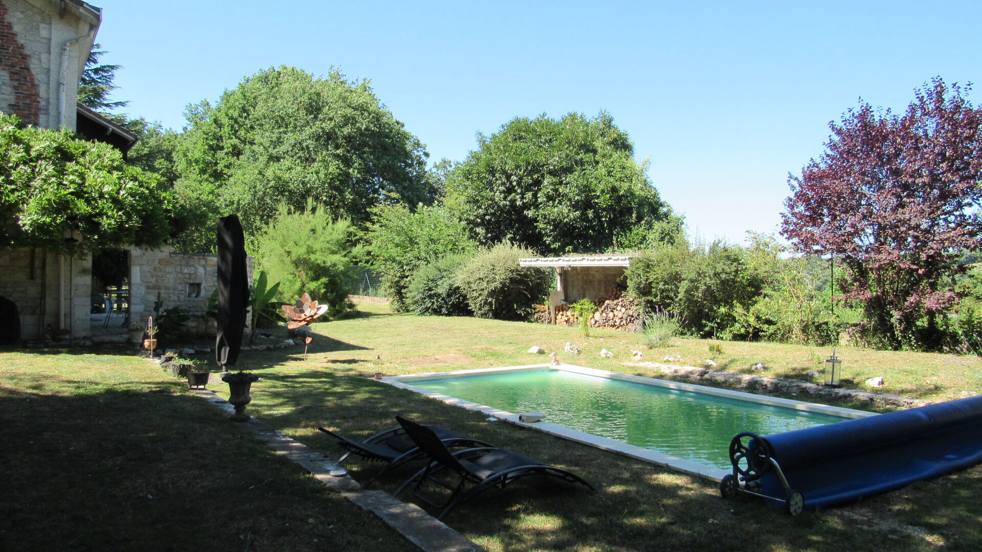 Photo CHAZELLES Maison atypique de 210 m² image 2/6