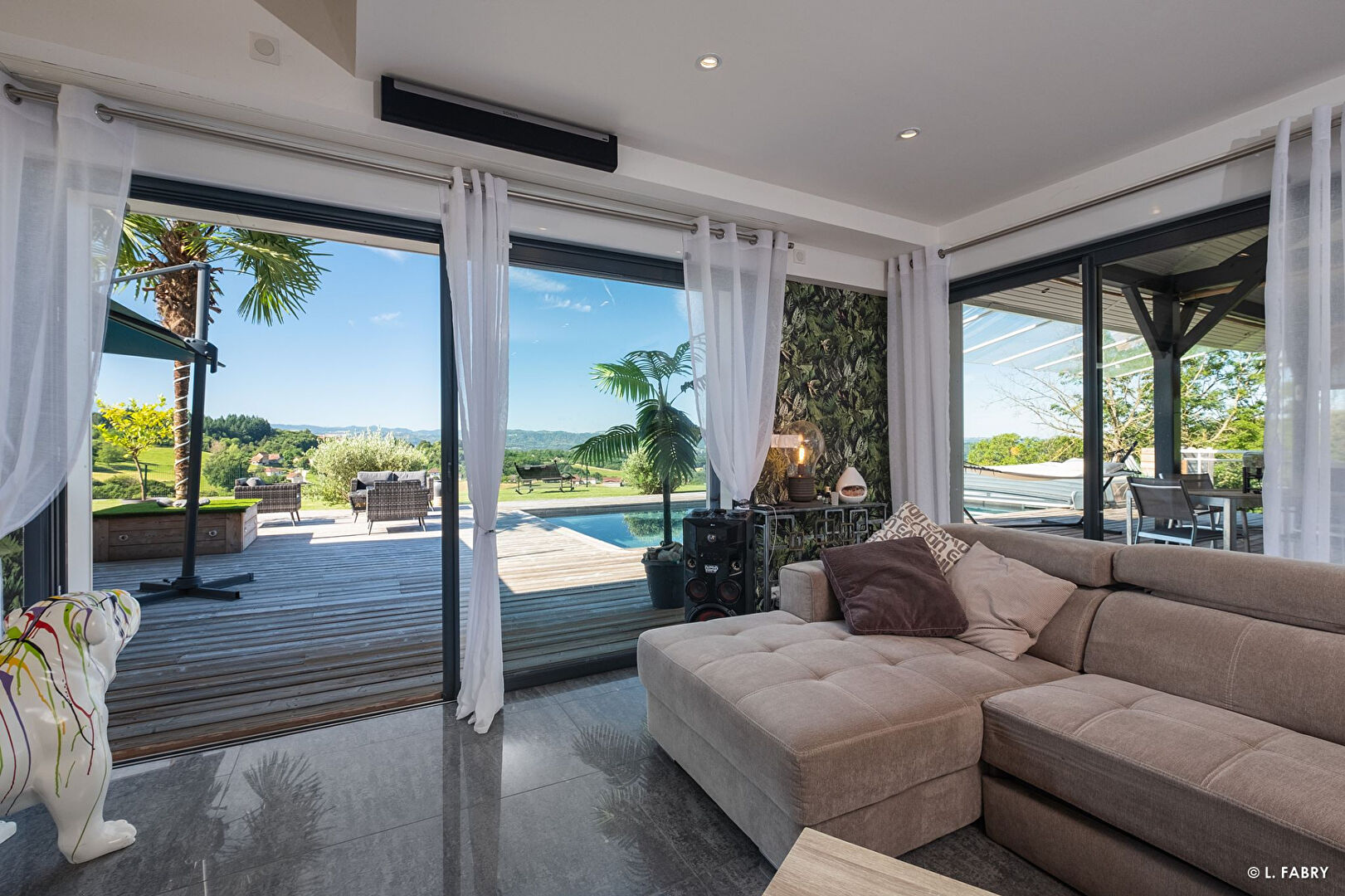 Photo Maison + hangar sur terrain 6434m² - 45 min Lyon - 1h Genève image 6/6