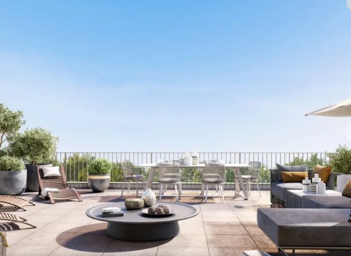 Photo LIVRAISON IMMEDIATE ! BEAU T5 D'ECXEPTION EN DERNIER ETAGE DE 162M2 AVEC 146M2 D'EXTERIEUR +PISCINE INTERIEUR +SALLE DE SPORT image 2/5