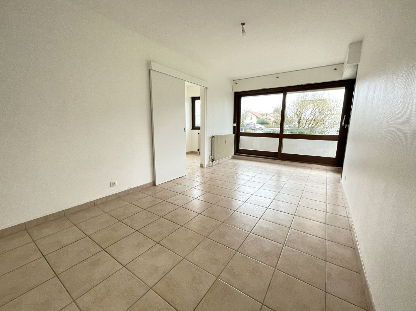 Photo LA ROCHE-SUR-FORON - Appartement T3 - 60.87 m2 image 2/6